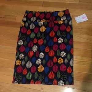 Leaf design LulaRoe skirt